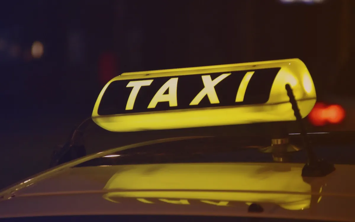 Ride-Hailing App Development: Features, Matching and Safety
